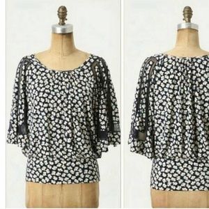 LAST CHANCE ⭐️ 3/$15 Anthropologie top 🌸